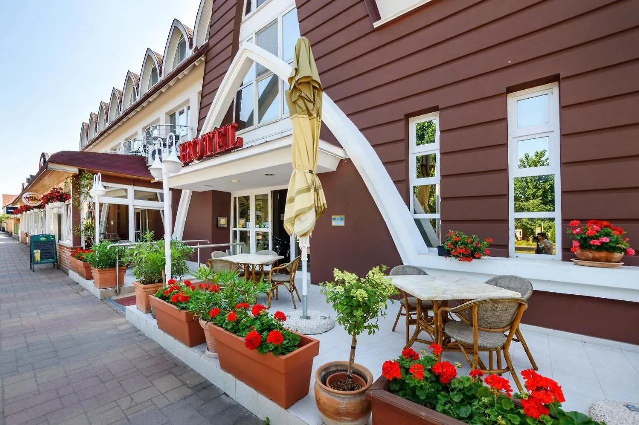 Hotel Negy Evszak Hajdúszoboszló 3*,